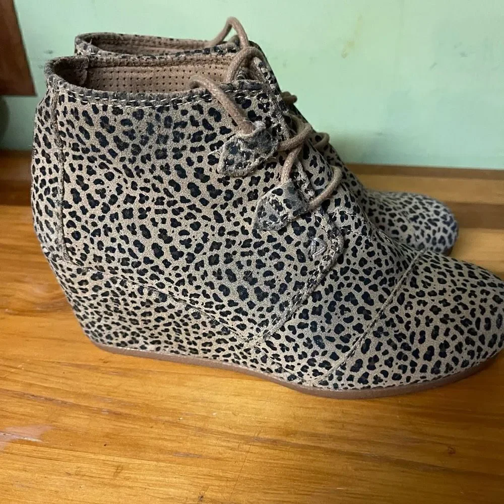 Toms Kala Desert Cheetah Suede Boots Wedge